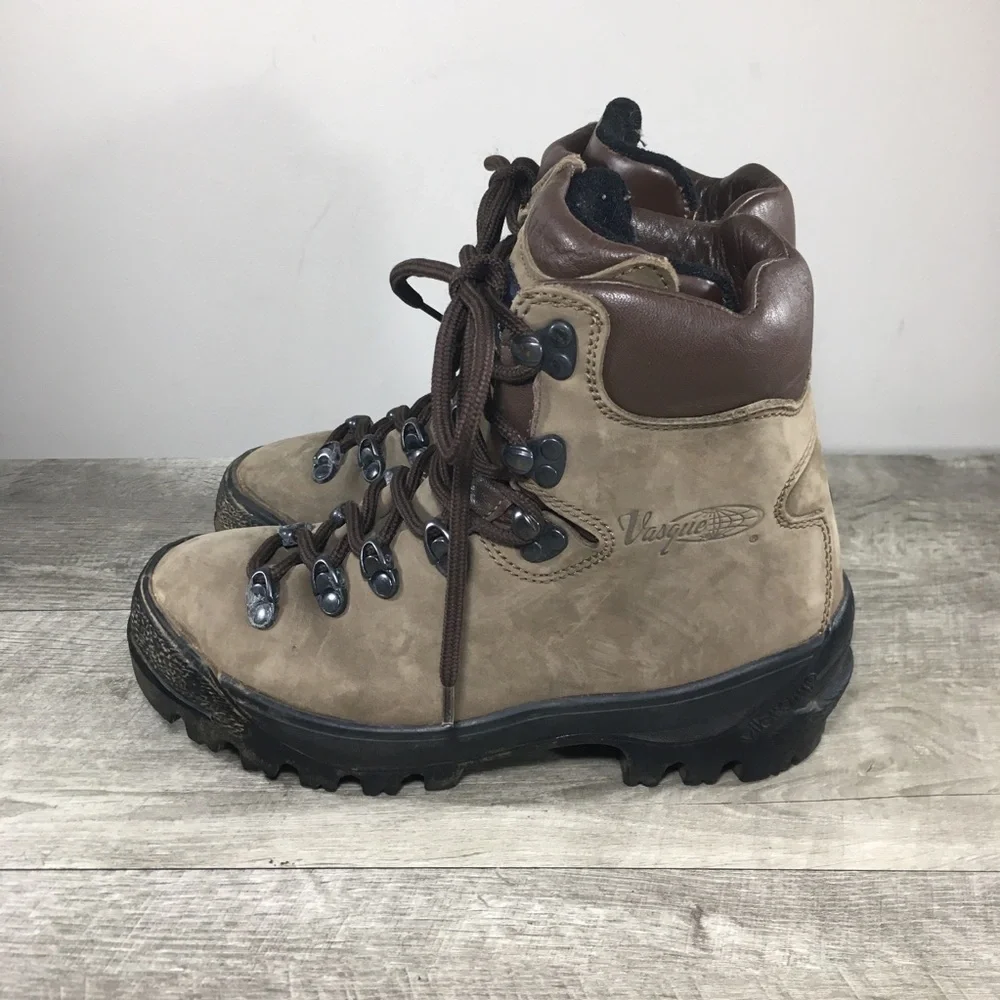 Vasque M7979 Women’s Mountaineering Hiking Gore-Tex Leather Hiker Boots Size 6.5